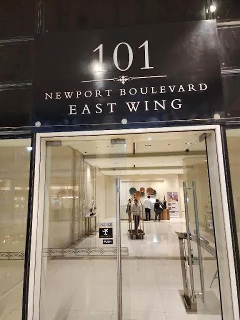 101 Newport Boulevard East Wing Pasay City 4*,  필리핀